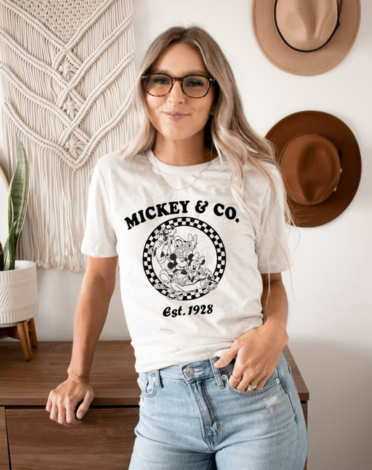 Mouse & Co checkered unisex oatmeal tee